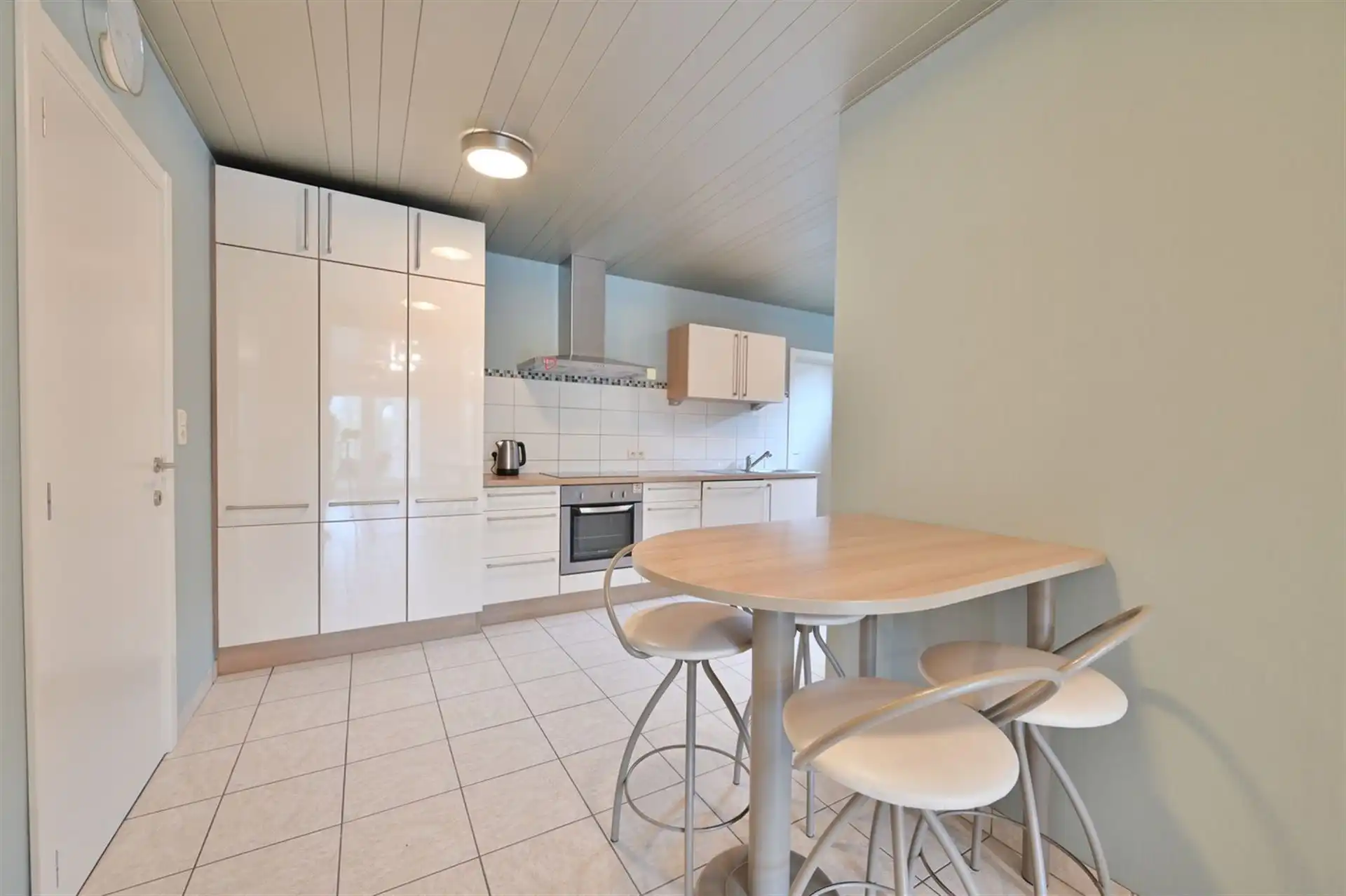 Zeer rustig gelegen laagbouwwoning, 3 slaapkamers, instapklaar op een perceel van 790m² foto 8
