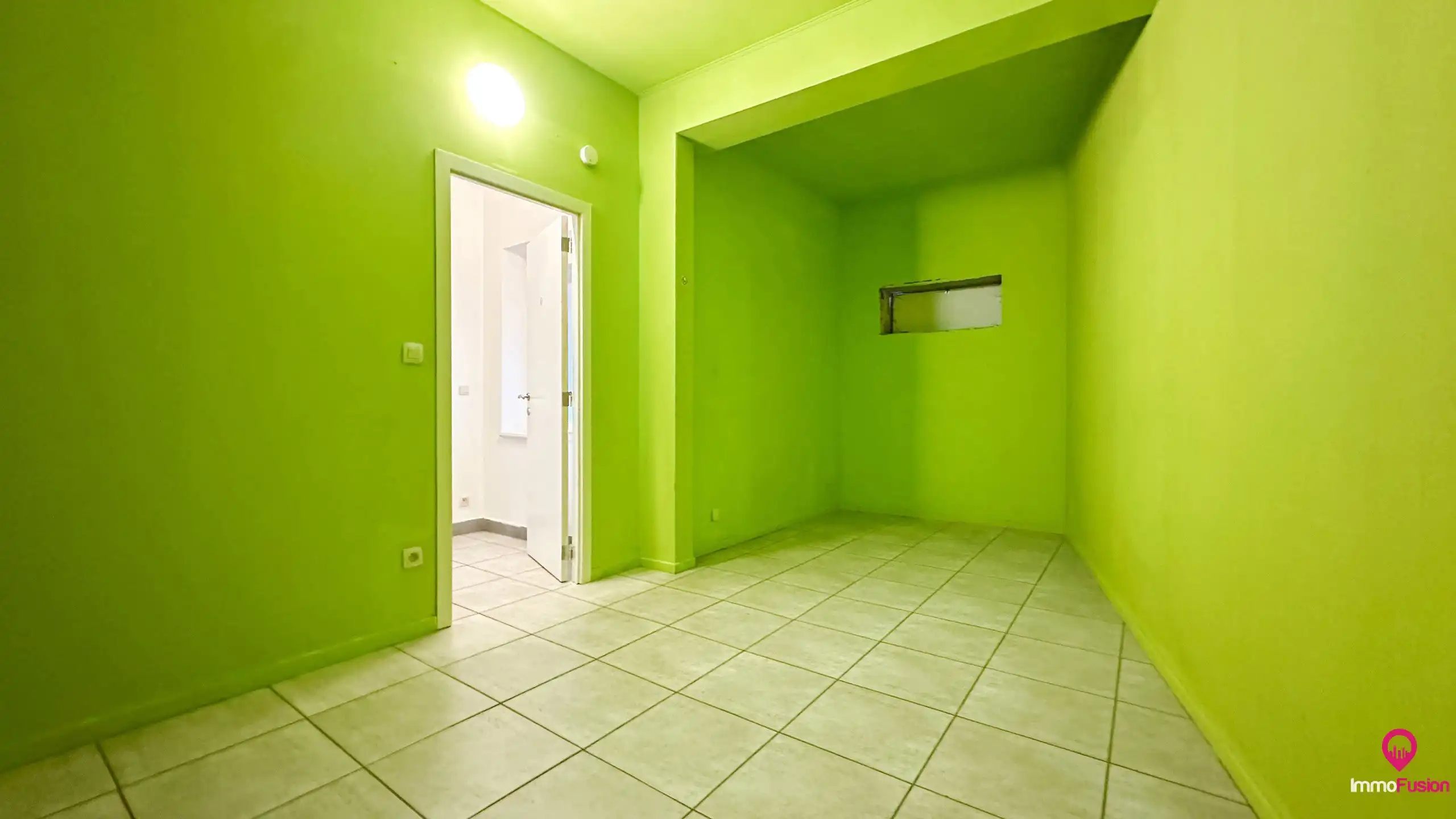 Ruim handelspand met garage in het centrum van Beringen! foto 14