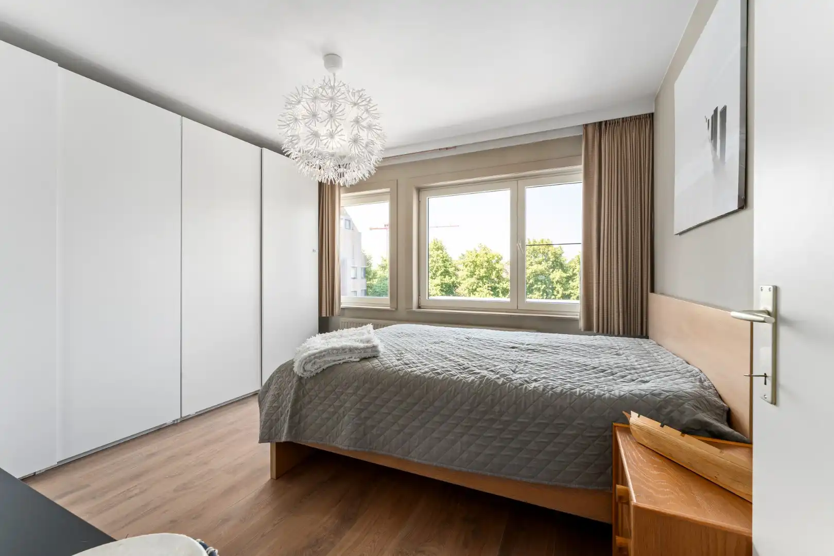 Lichtrijk en instapklaar appartement met garage te Kristus-Koning foto 7