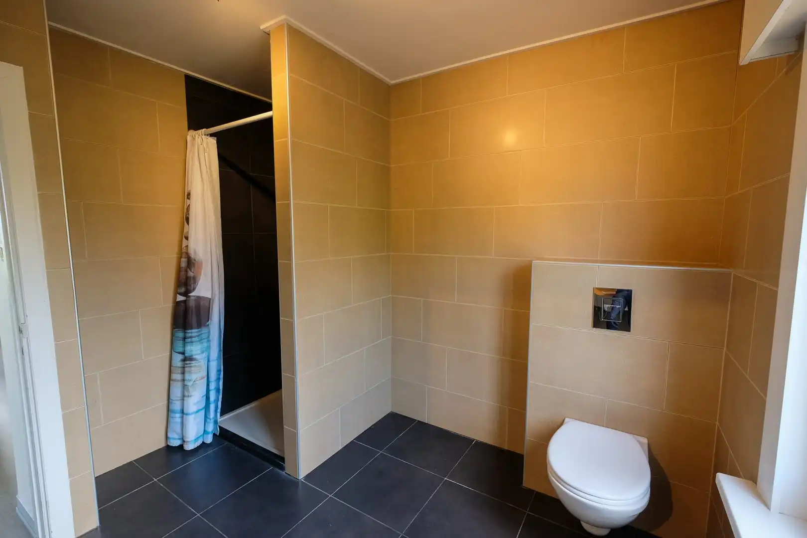 Instapklare woning te huur op grens met Nederland foto 14