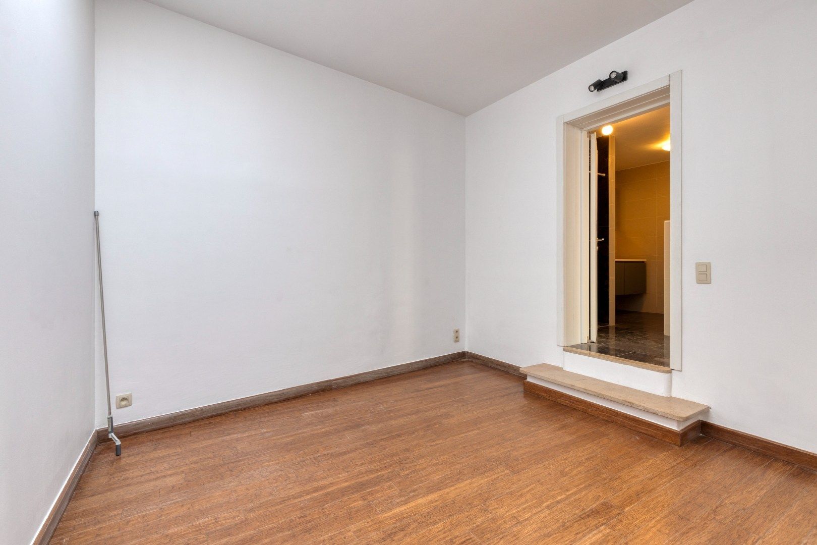 Gelijkvloers app. nabij centrum - instapklaar - 3slpks foto 16