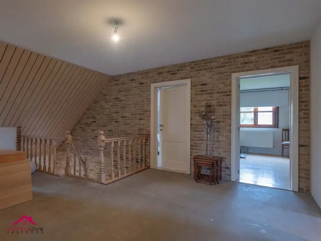 Charmante vrijstaande woning met sfeervol aangelegd terras foto 35