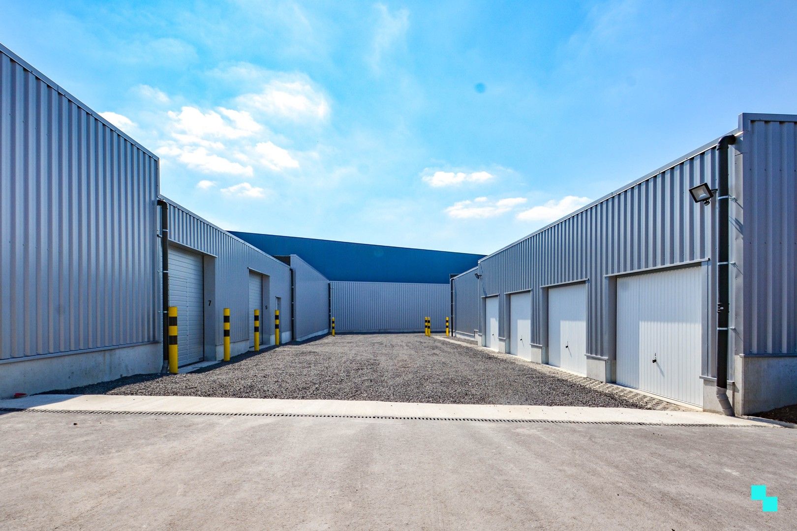 Loods van ca. 105 m² op goede locatie in Ledegem foto 9