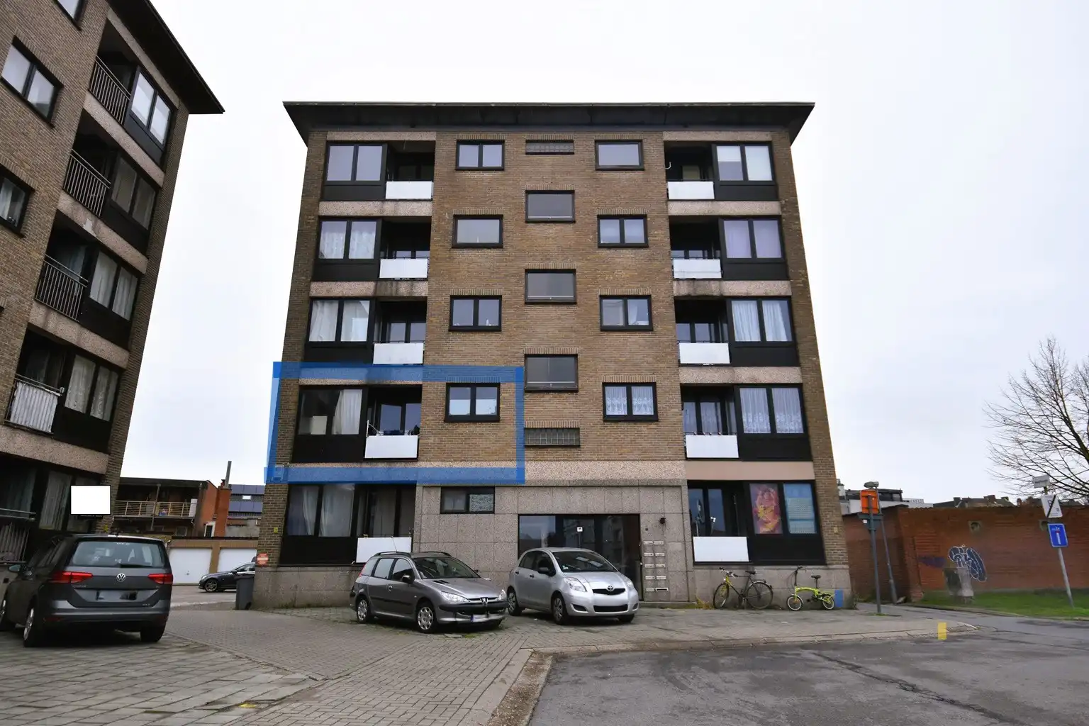 Startersappartement in Sint-Niklaas centrum foto {{pictureIndex}}