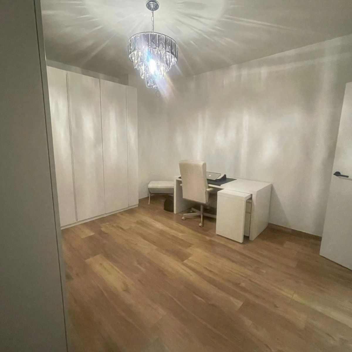 Luxe appartement (206m2) met 4 slaapkamers foto 25