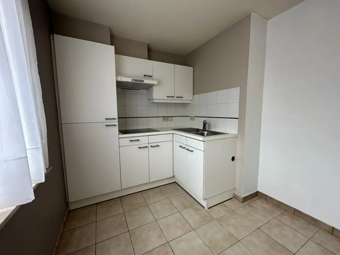 Centraal gelegen 1-slaapkamer appartement, Torhout foto 3