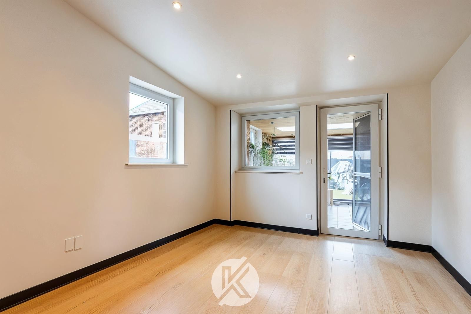 Instapklare gezinswoning met 5 slaapkamers foto 10