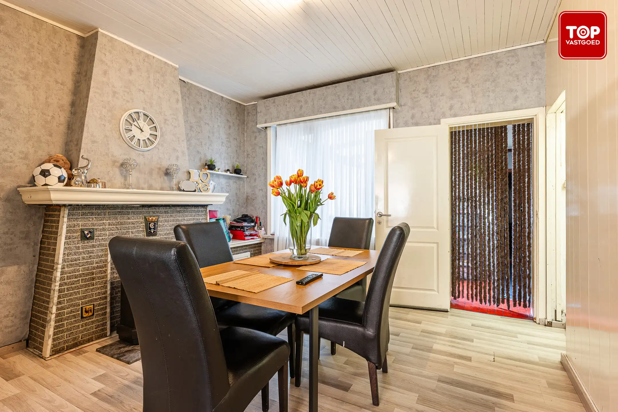 Op te frissen HOB met 2 slaapkamers en tuin foto 7