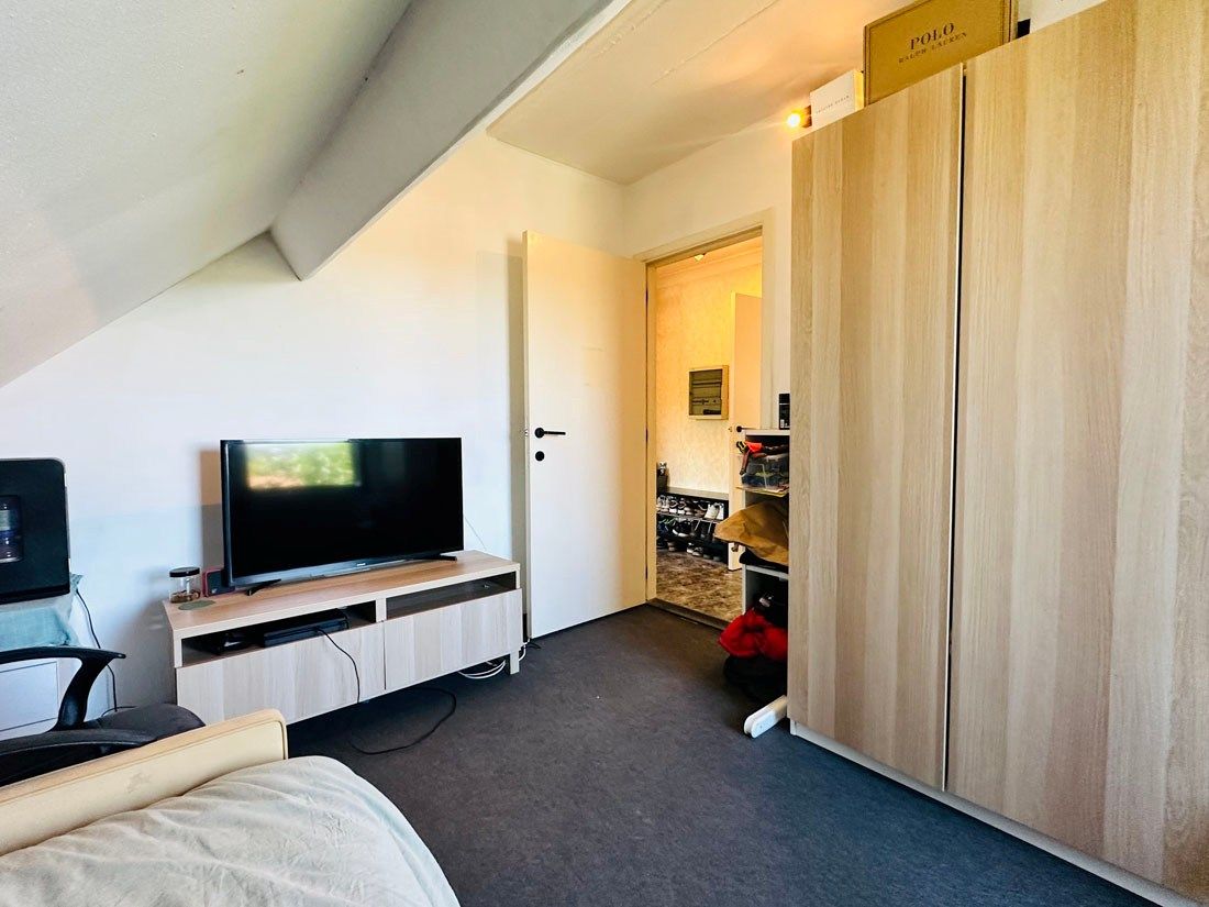 Ruim praktisch duplex appartement te Lanaken foto 12