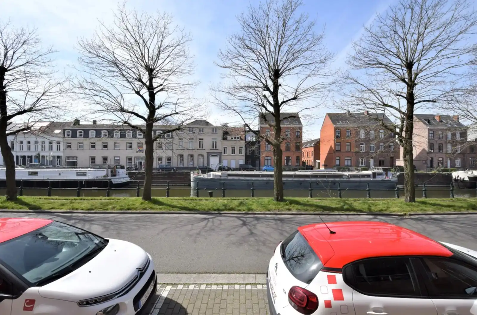 Twee slaapkamer appartement in rustige woonomgeving foto 12