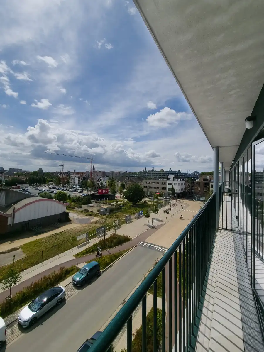 Prachtig Modern nieuwbouwappartement met 1slpk. en balcon foto 5