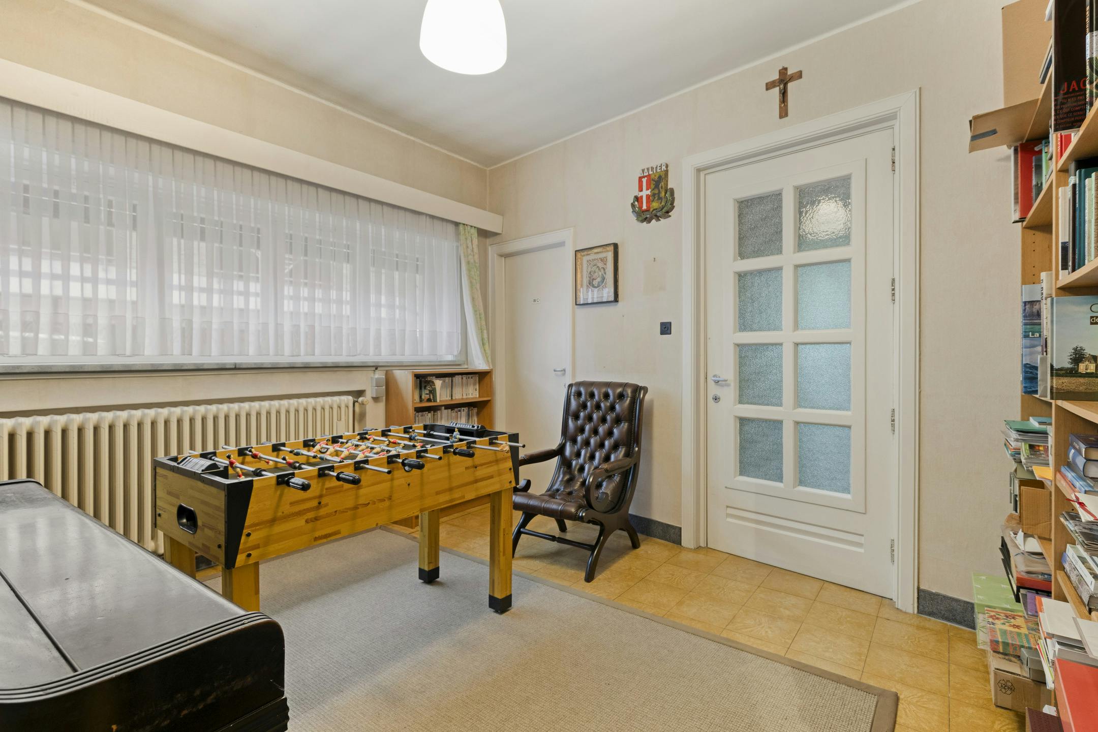 Riante villa met praktijkruimte foto 6