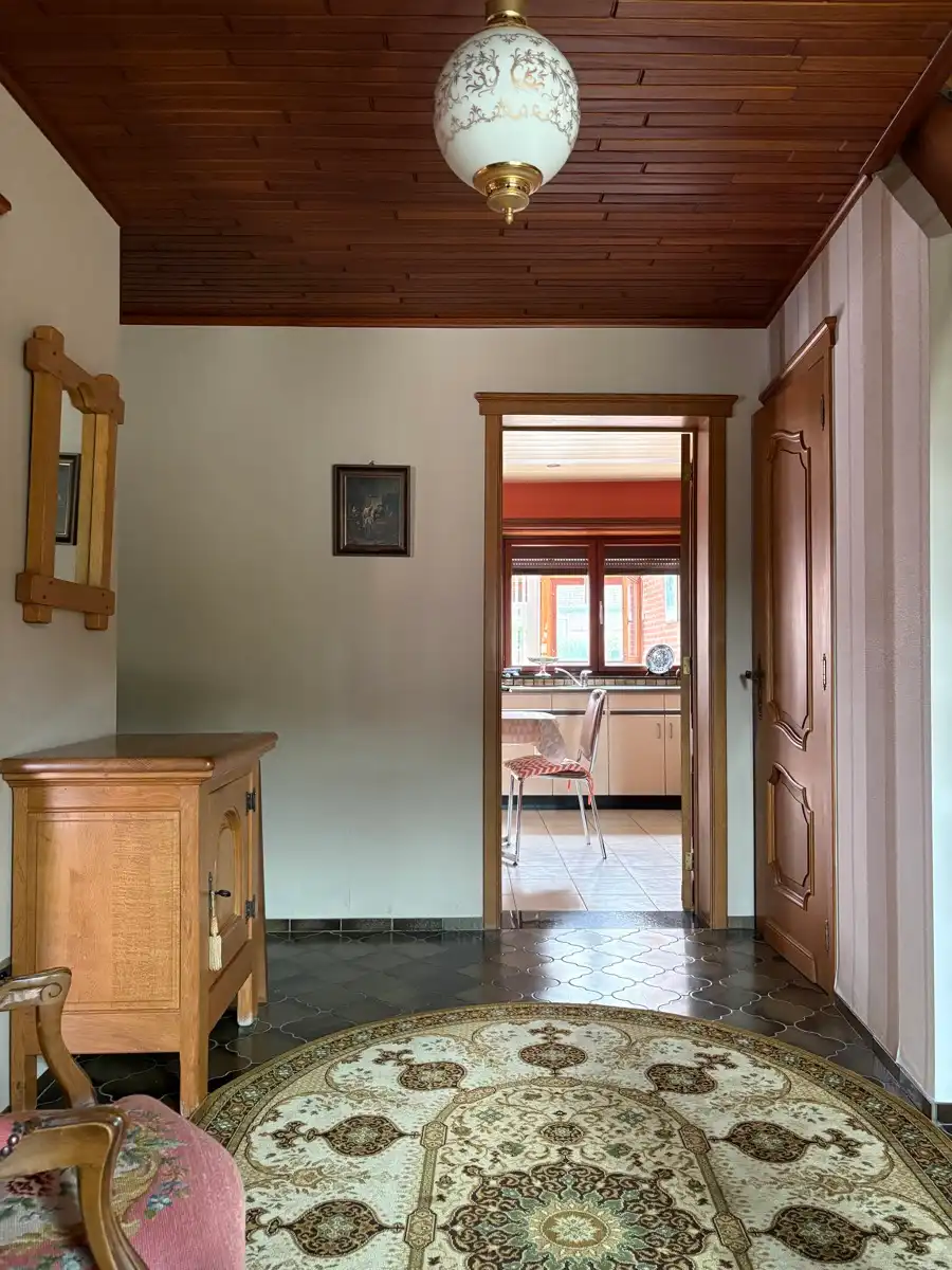 Charmante te renoveren woning foto 3