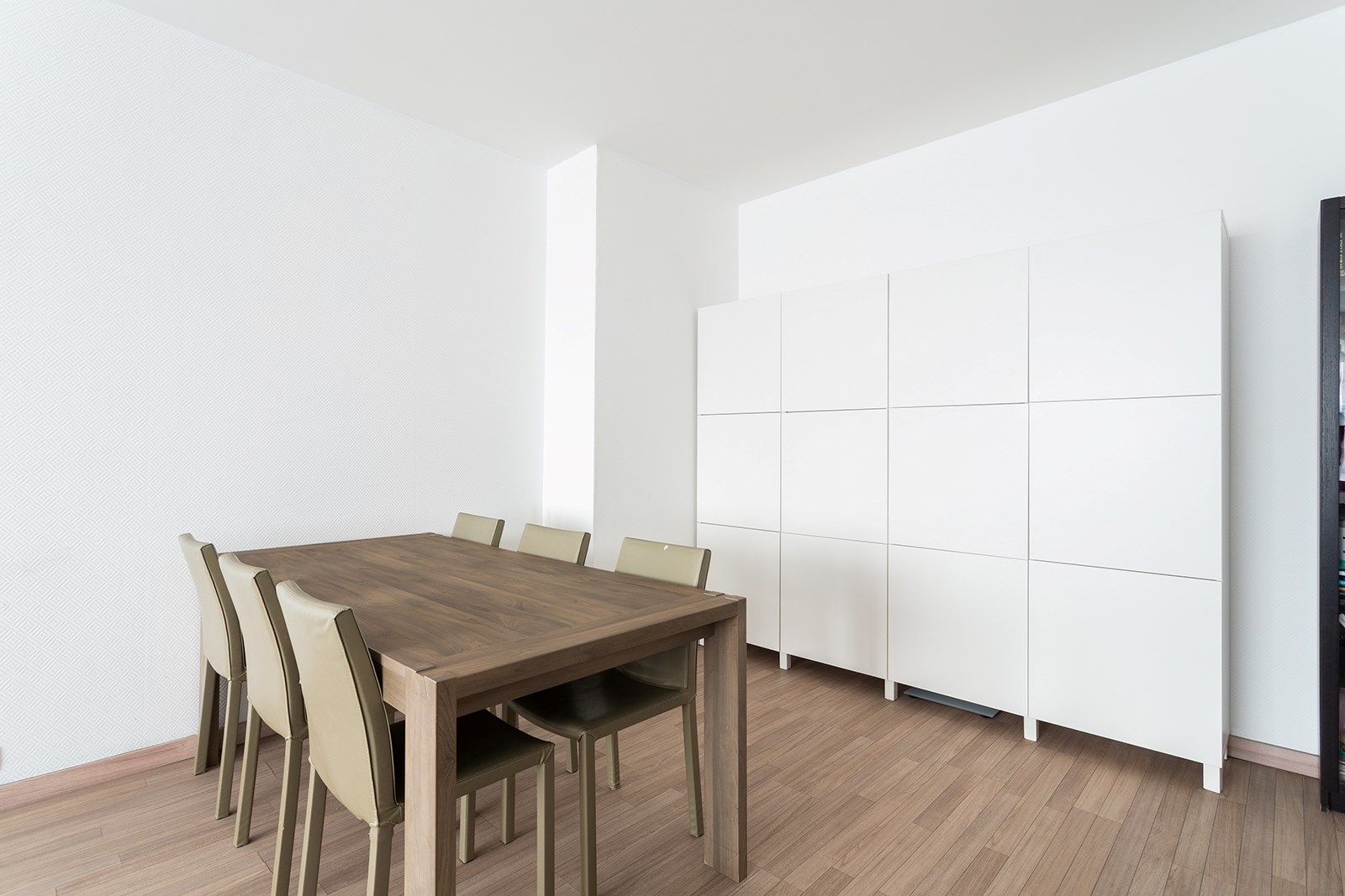 Instapklaar appartement met 2 slpk nabij het Park den Brandt foto 8