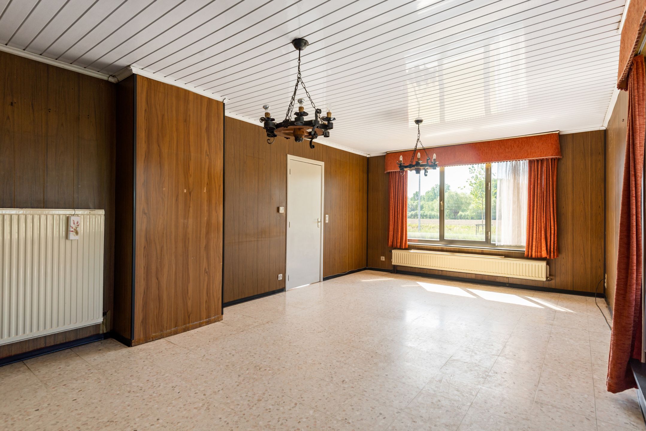 Te renoveren woning met schuur foto 25