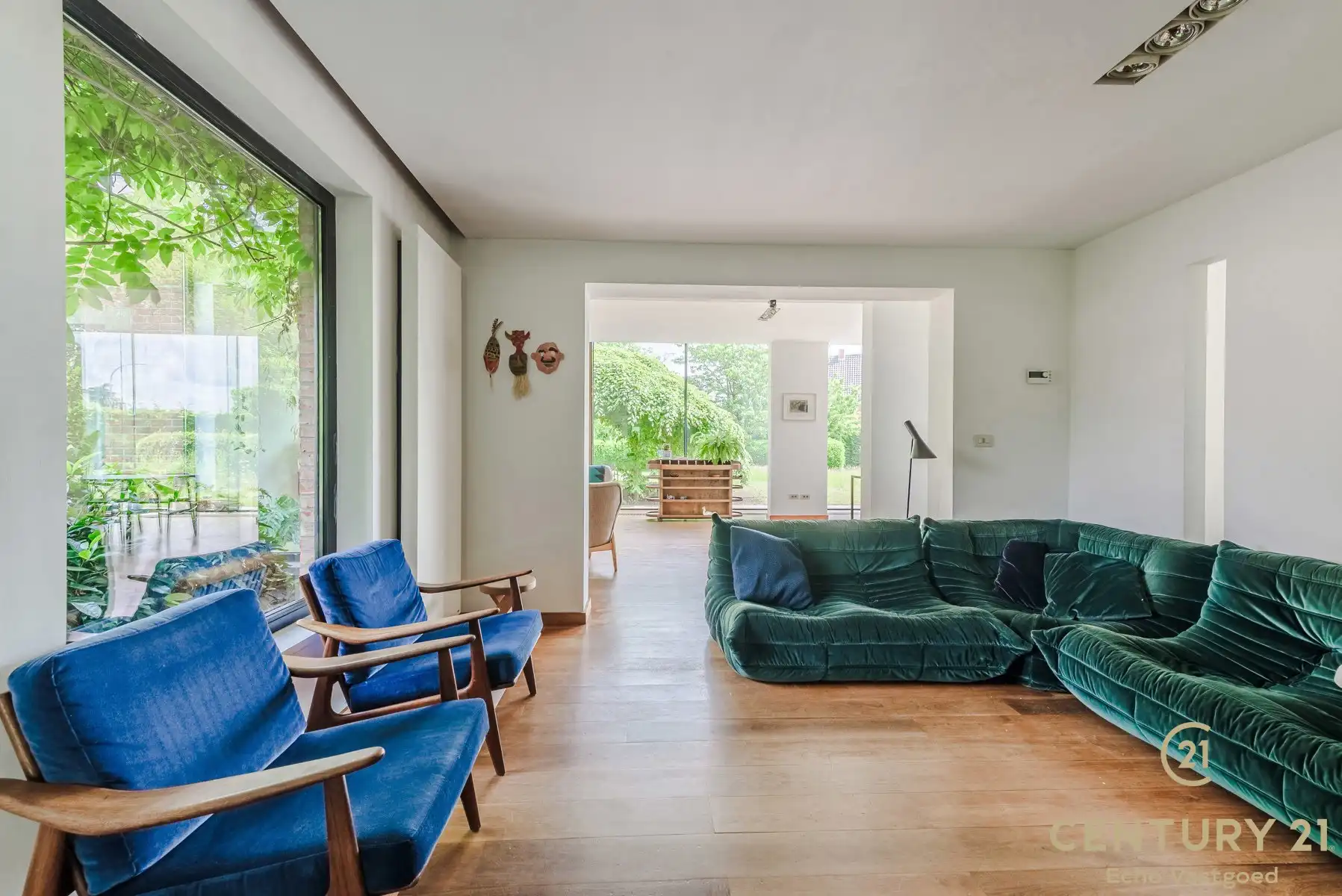 Centraal gelegen karaktervolle woning met 4slpk en tuin foto 8