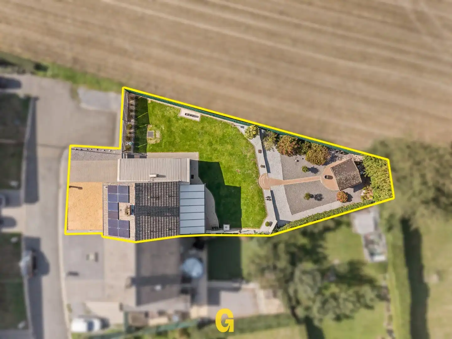 Netjes gerenoveerde halfopen woning op 6a 06ca, grenzend aan landbouwgebied foto 5
