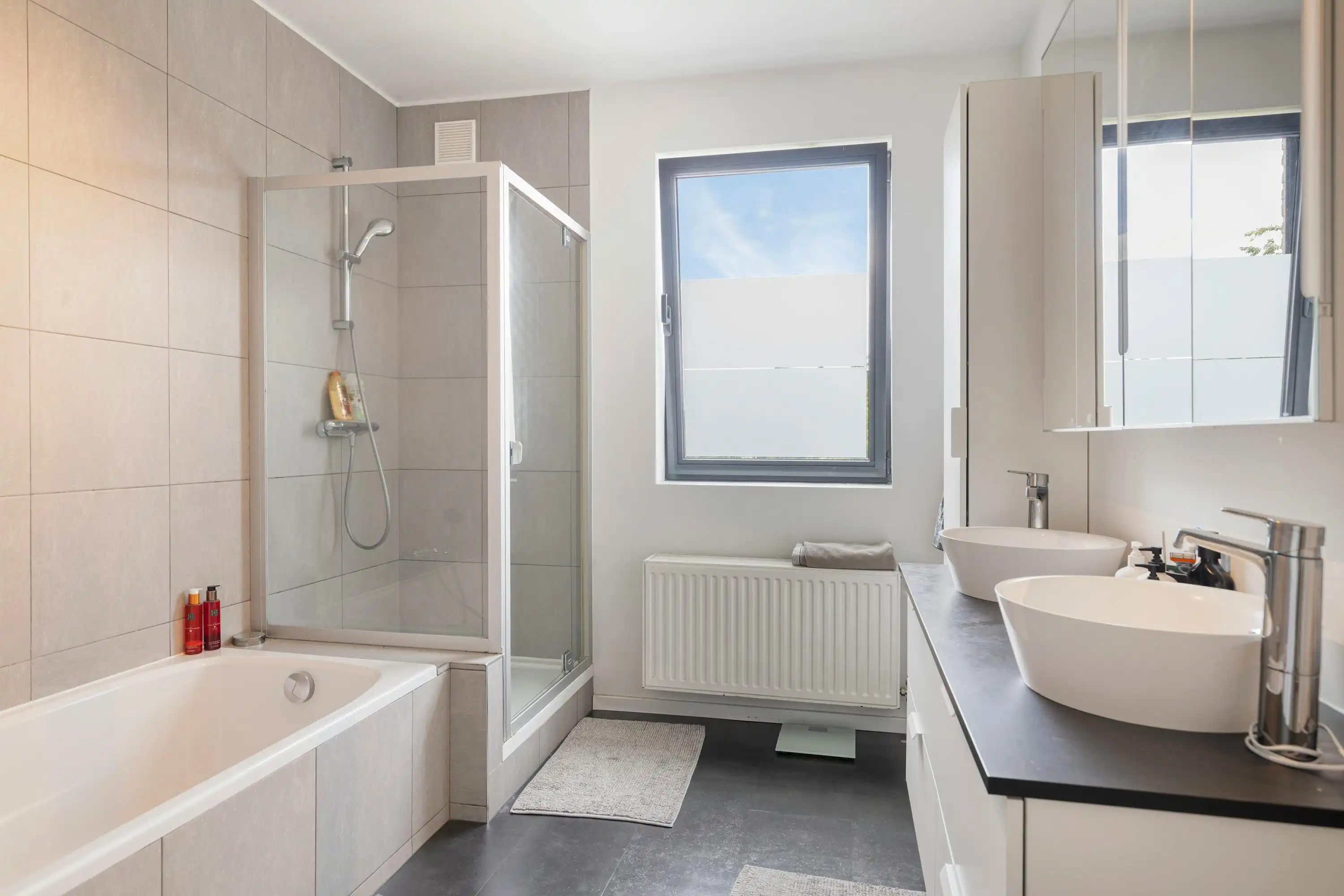 Charmant huis (EPC B) met tuin en 4 slaapkamers te Wijnegem! foto 21