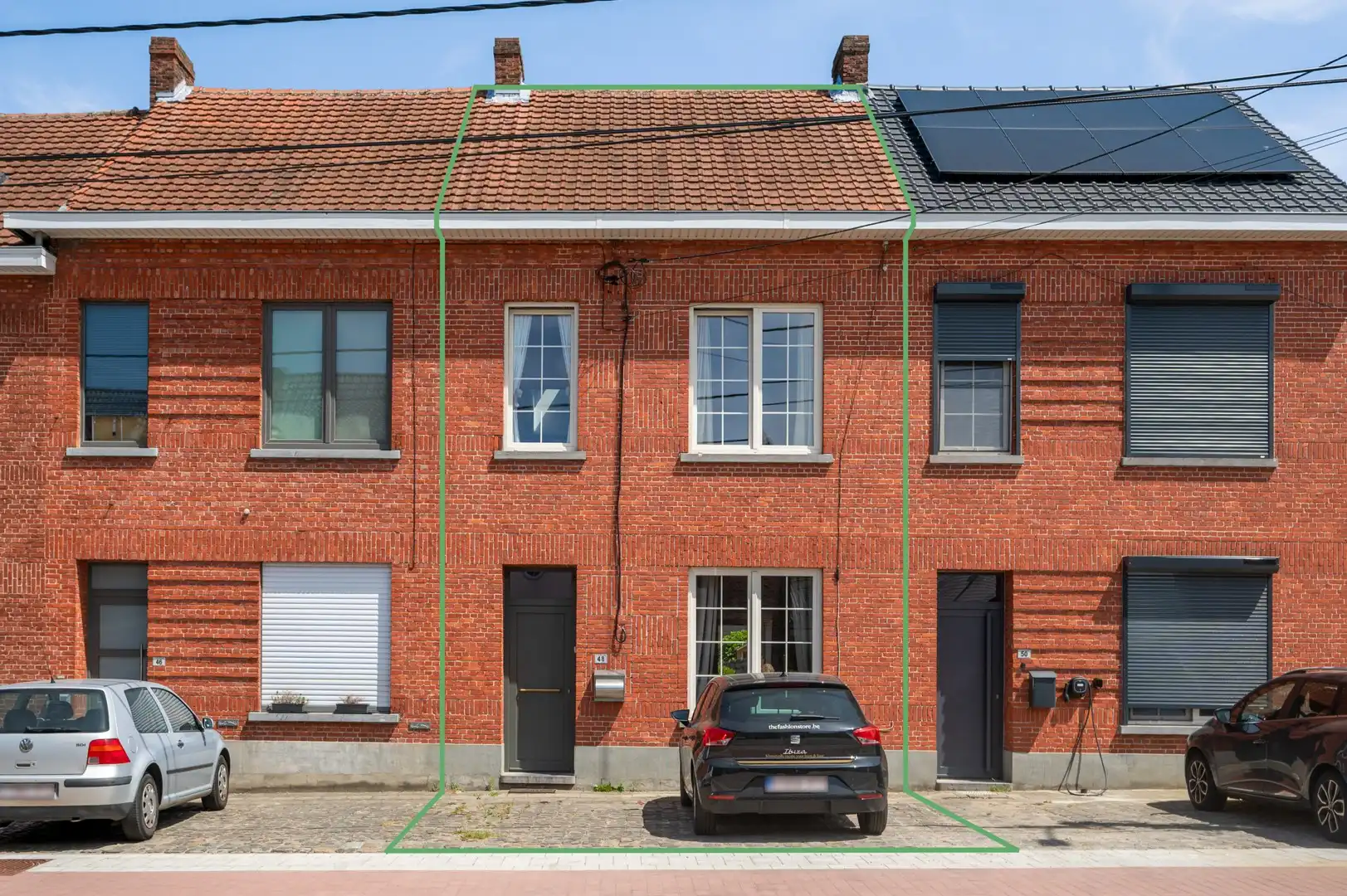 Gezellige instapklare rijwoning in Herselt te koop! foto {{pictureIndex}}