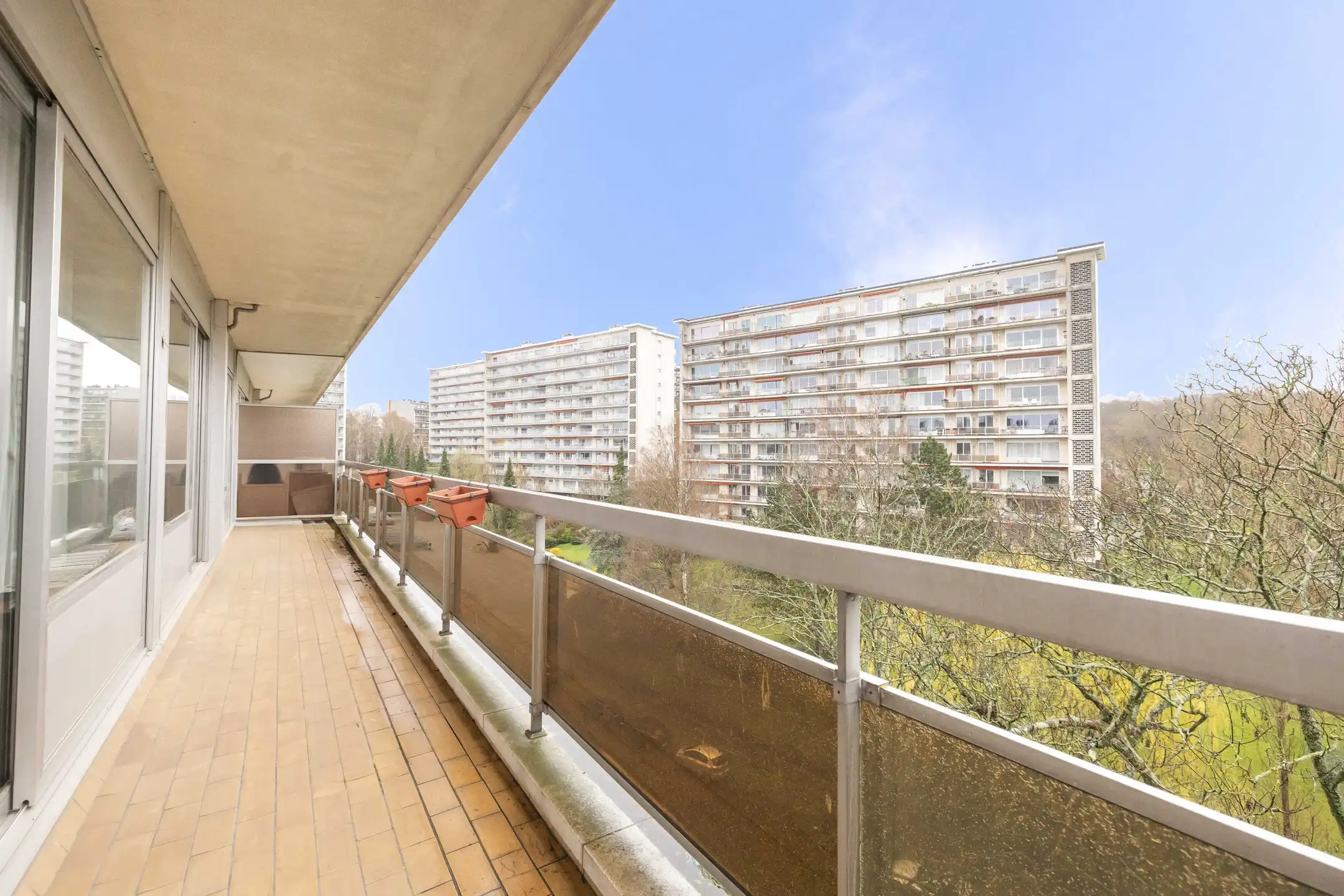 Licht en ruimte in het groene Parc Brugmann foto 35