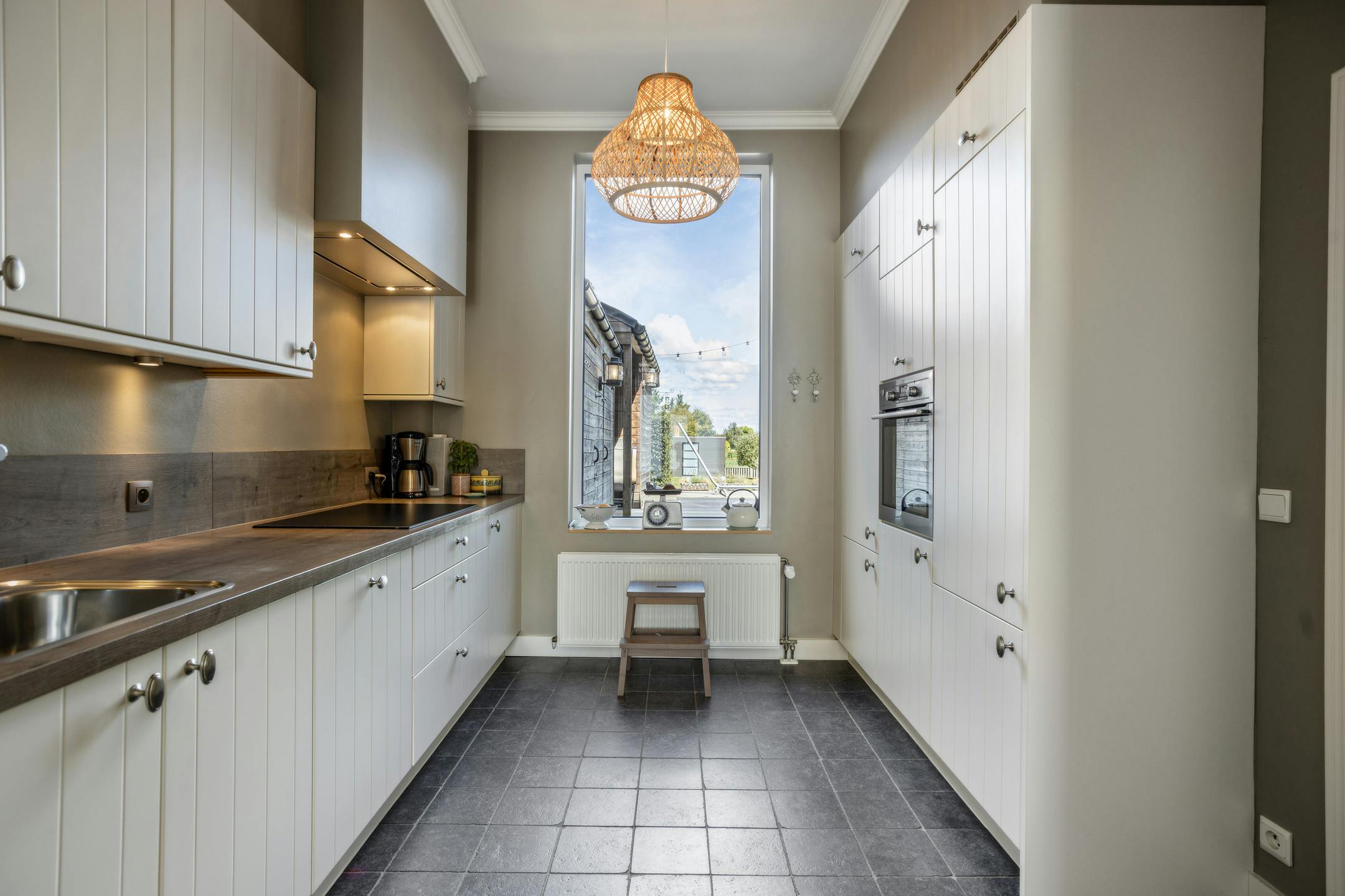 Gerenoveerde herenwoning met 3 slaapkamers en tuin. foto 6