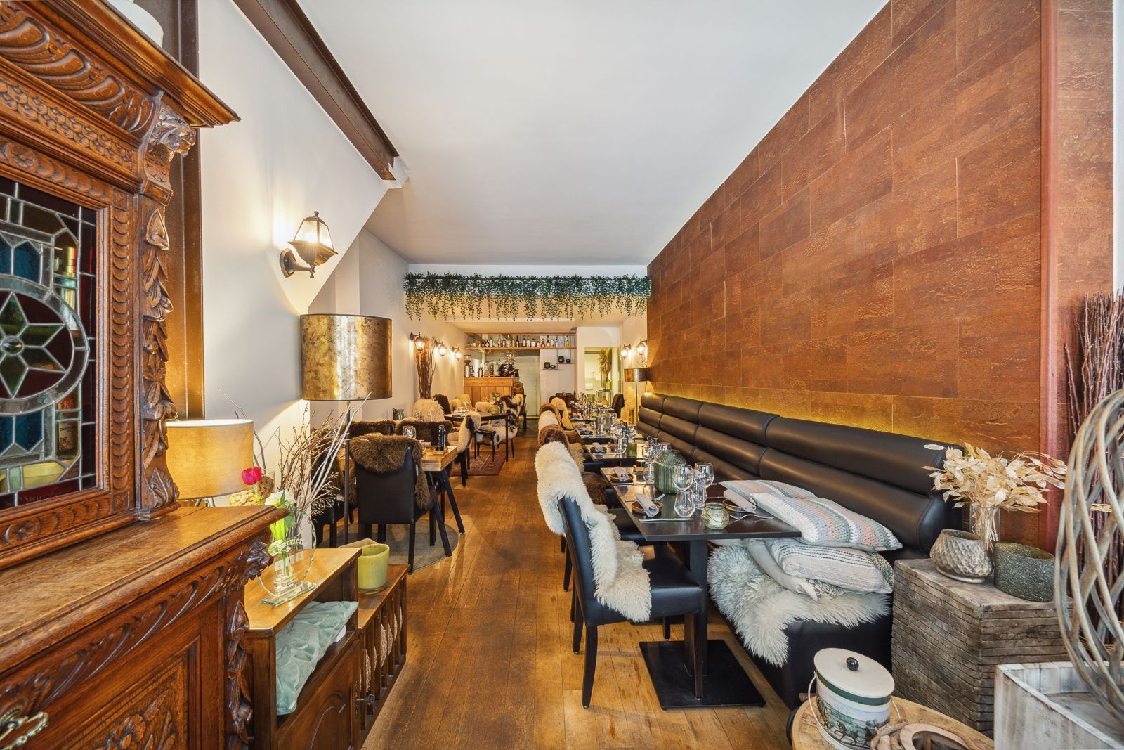 Instapklare duplex met commerciële ruimte op goede locatie te Brasschaat! foto 19