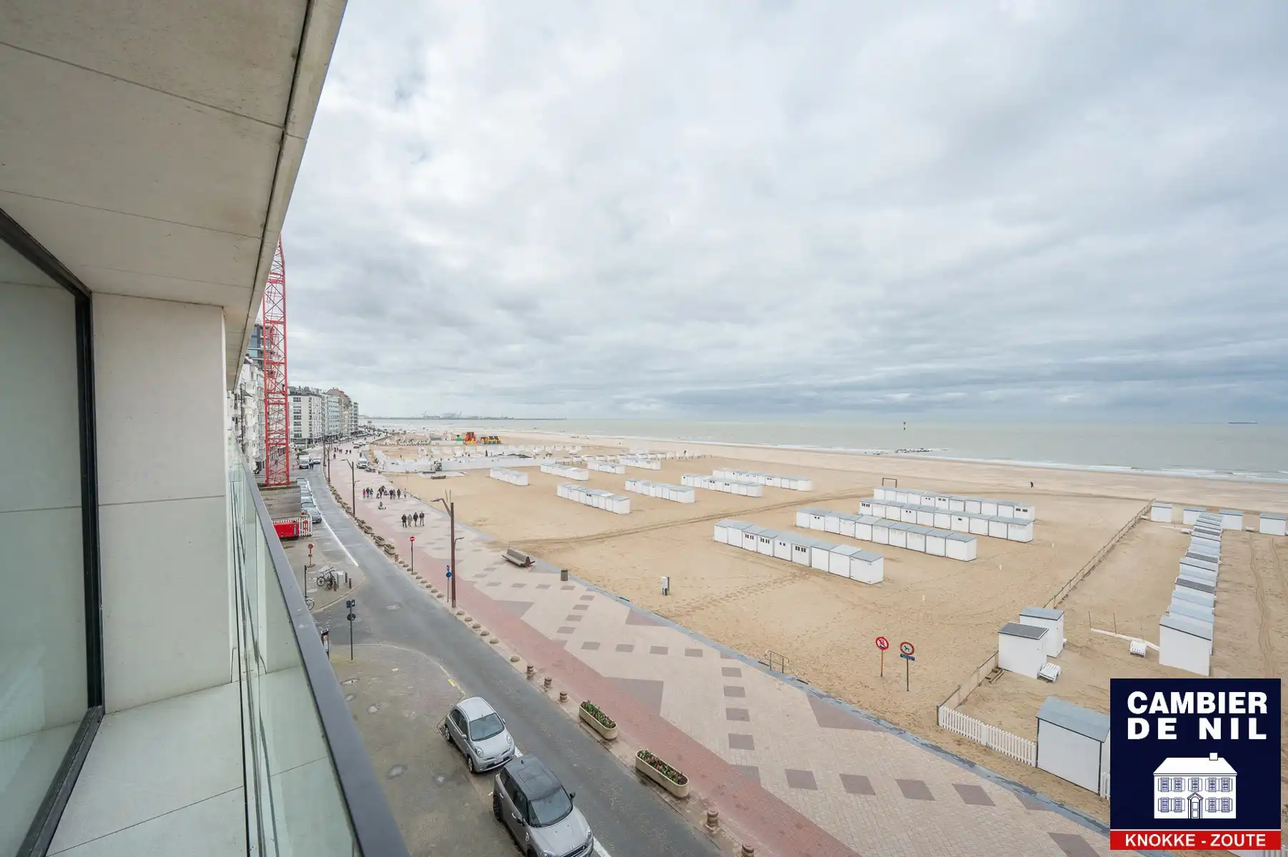 Gemeubeld appartement met frontaal zeezicht foto 7