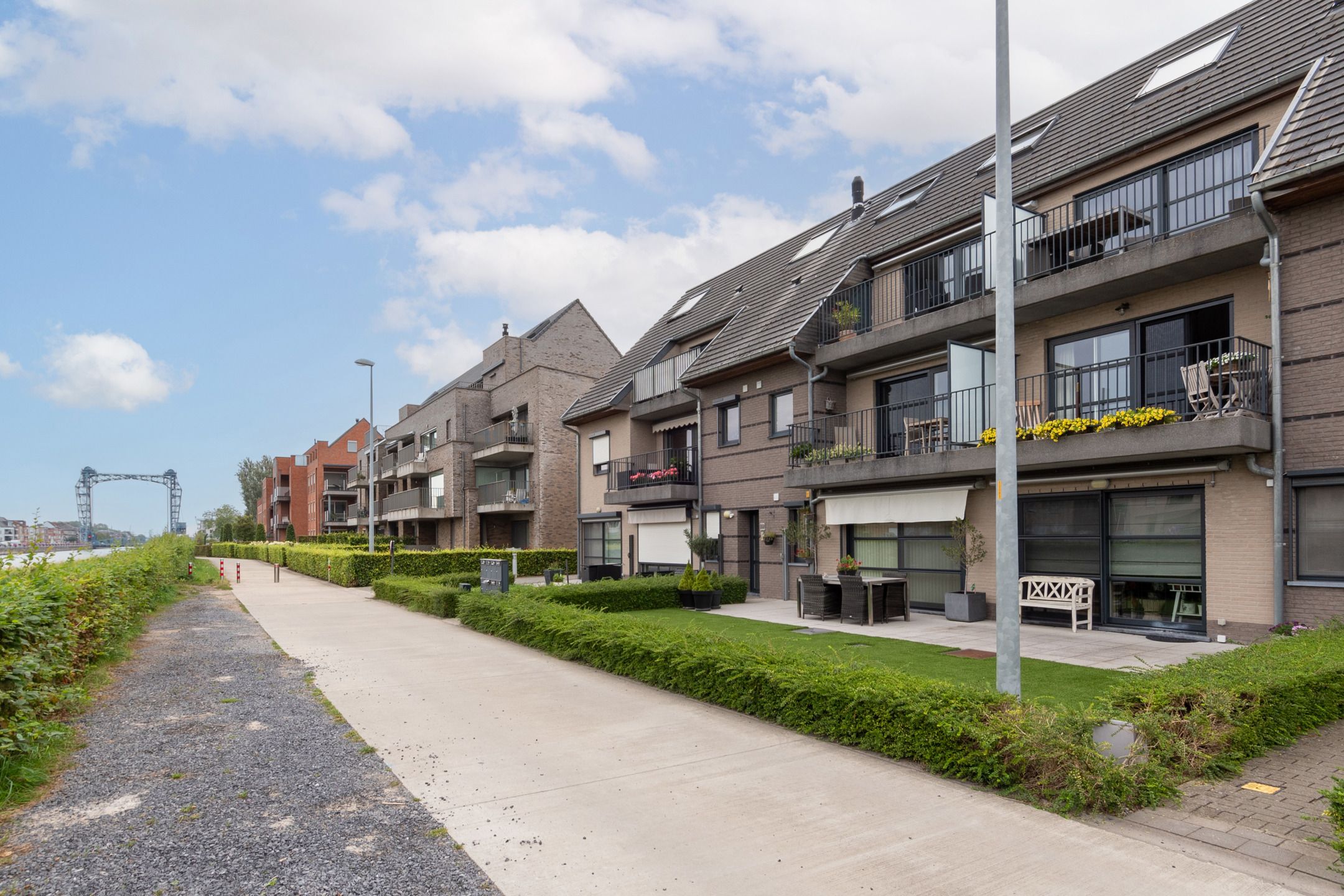 Modern duplex appartement met uitzicht op het kanaal foto 20