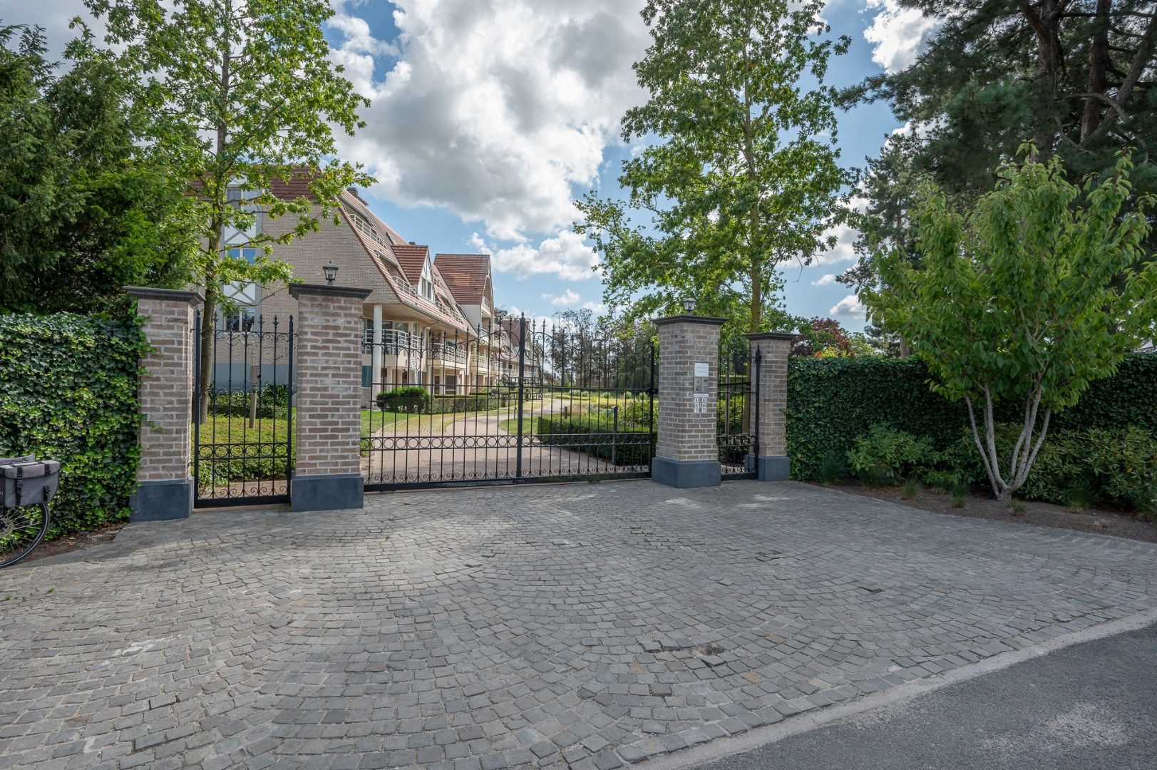 Subliem gelegen appartement met mooi terras! foto {{pictureIndex}}
