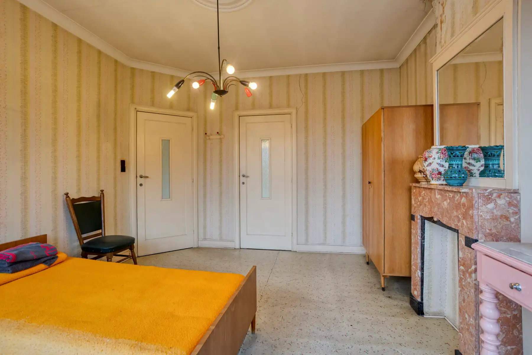 Te renoveren Charmewoning op centrale ligging foto 13