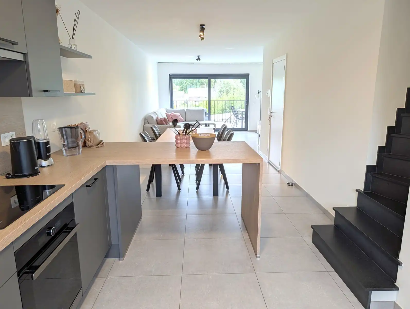 EnergieNEUTRAAL Duplex-app met 2 slpk, 2 garages,tuin+terras foto 8