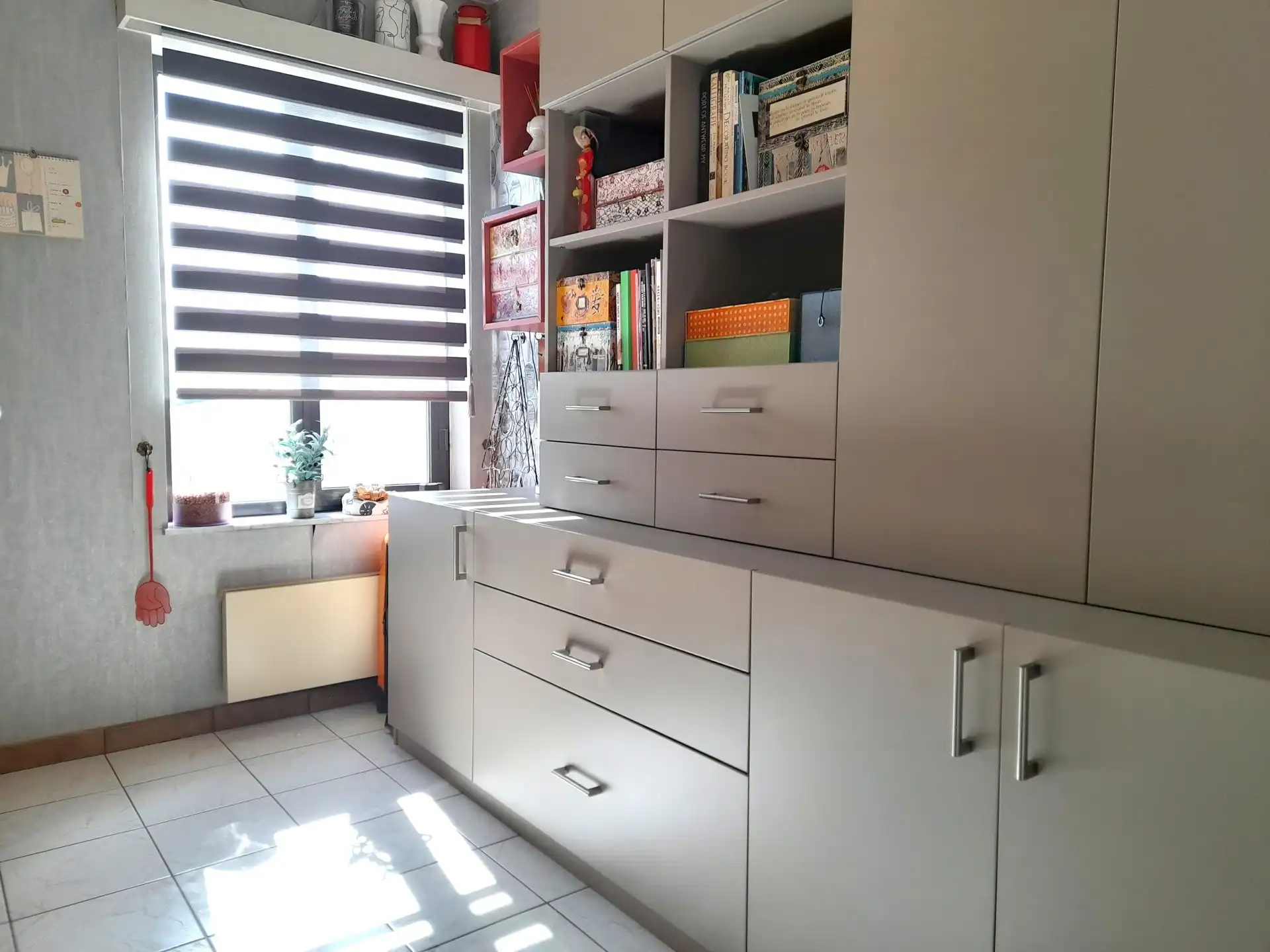 Gerenoveerd en lichtrijk appartement op goede ligging foto 16