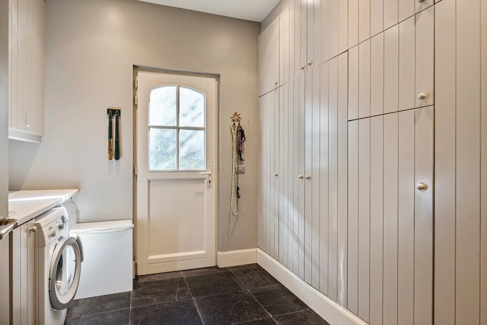 Exclusieve Villa op perceel van 3675 m² ook als Kangoeroe woning foto 11
