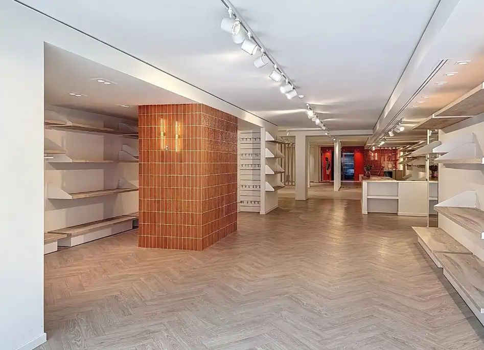 Commerciële ruimte te huur Bredabaan 148 - 2930 Brasschaat