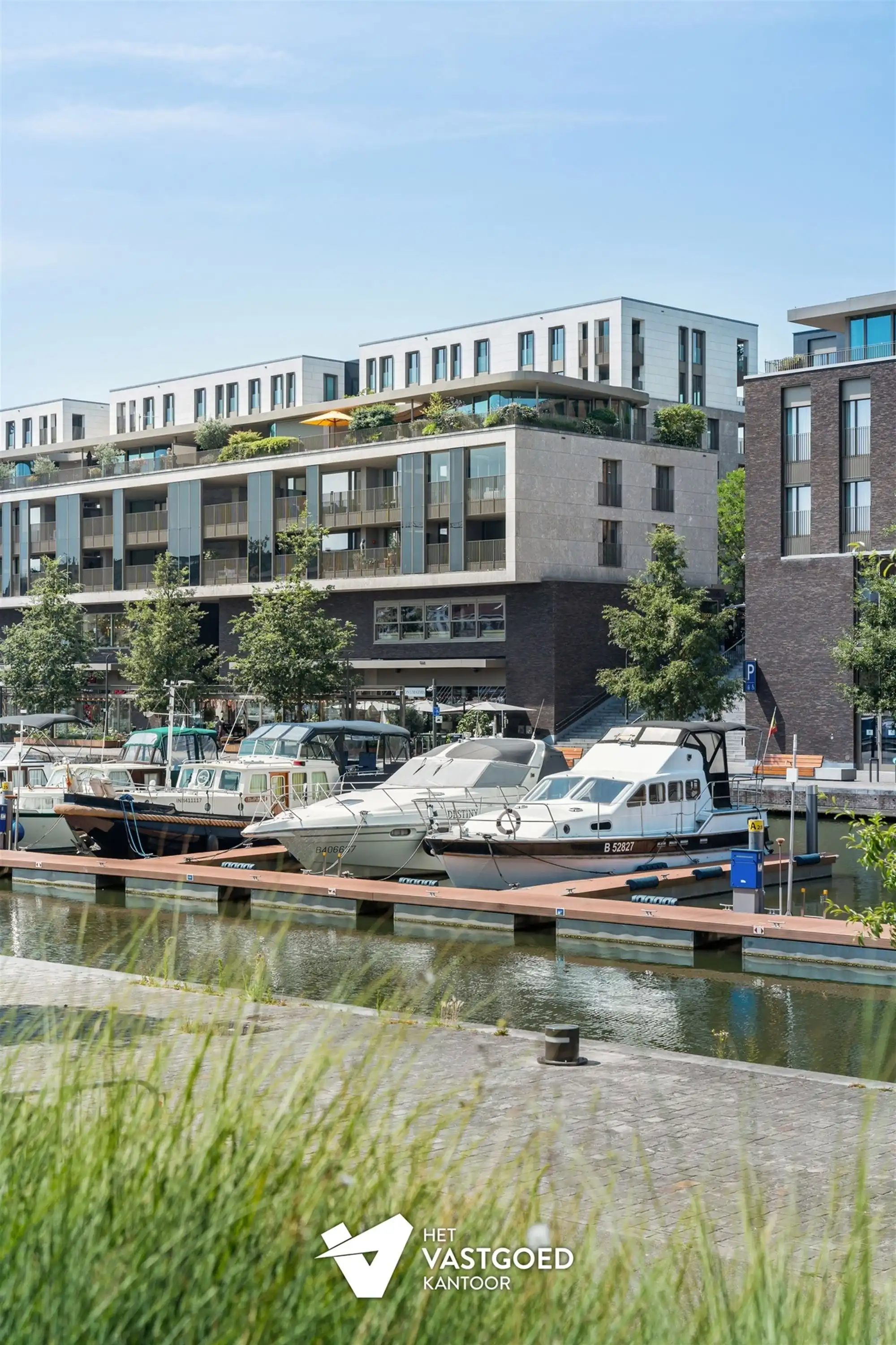 PRACHTIG GELEGEN GELIJKVLOERS APPARTEMENT MET 1 SLAAPKAMER EN ZEER RUIM TERRAS AAN DE KEMPISCHE KAAI TE HASSELT foto 36