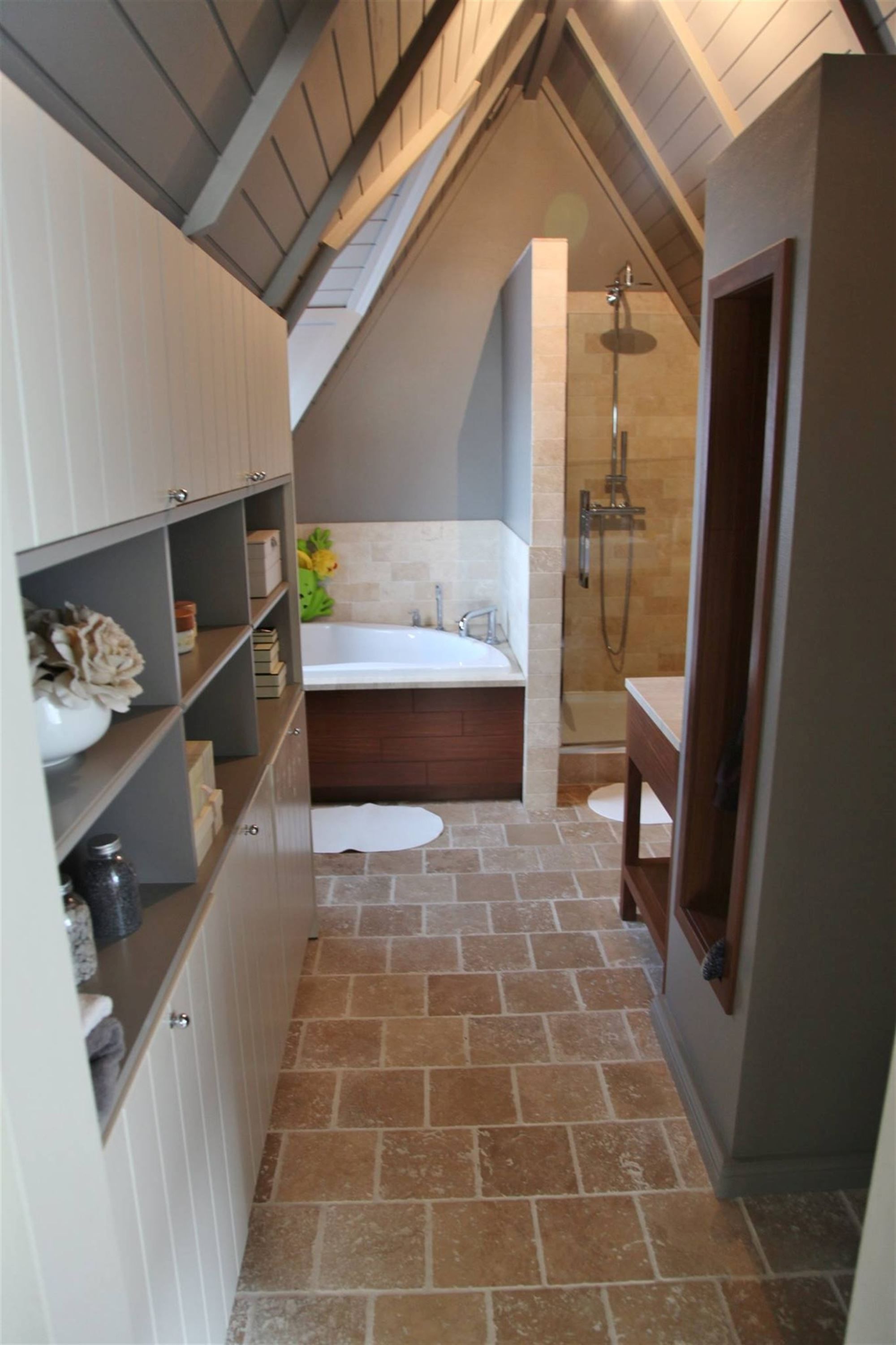 Half open woning foto 9
