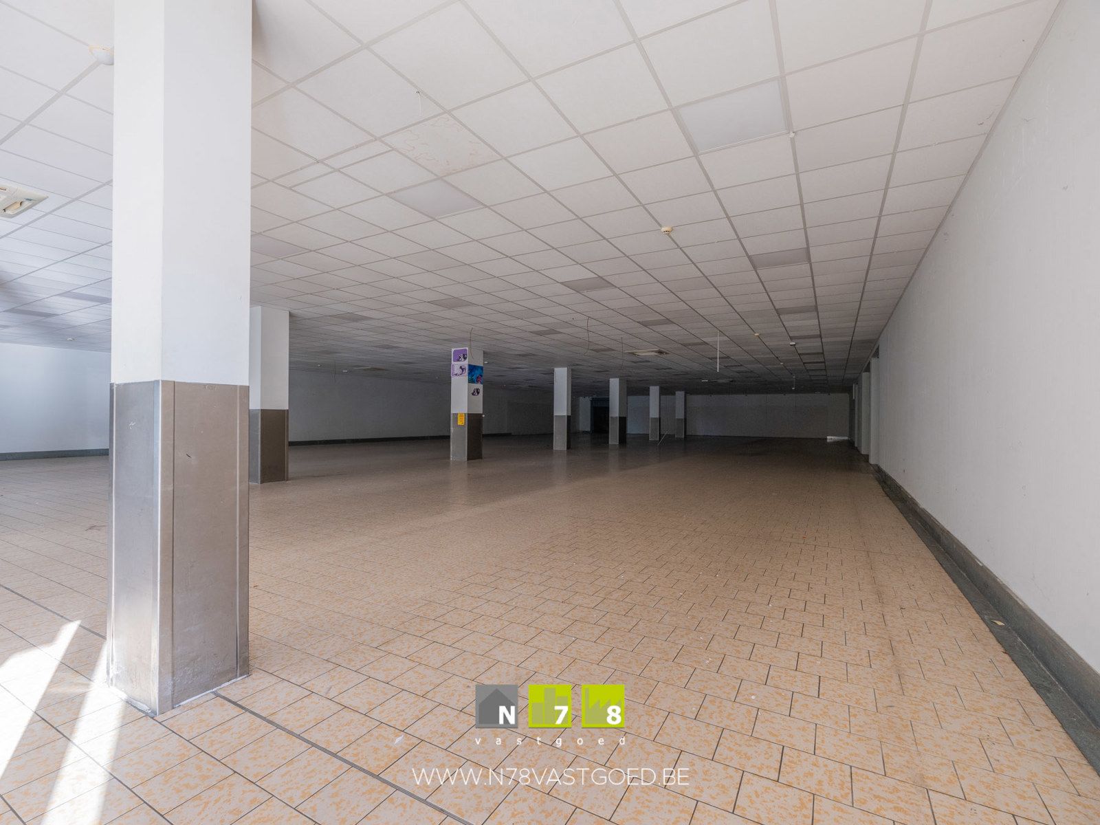 Commerciële ruimte te huur foto 13