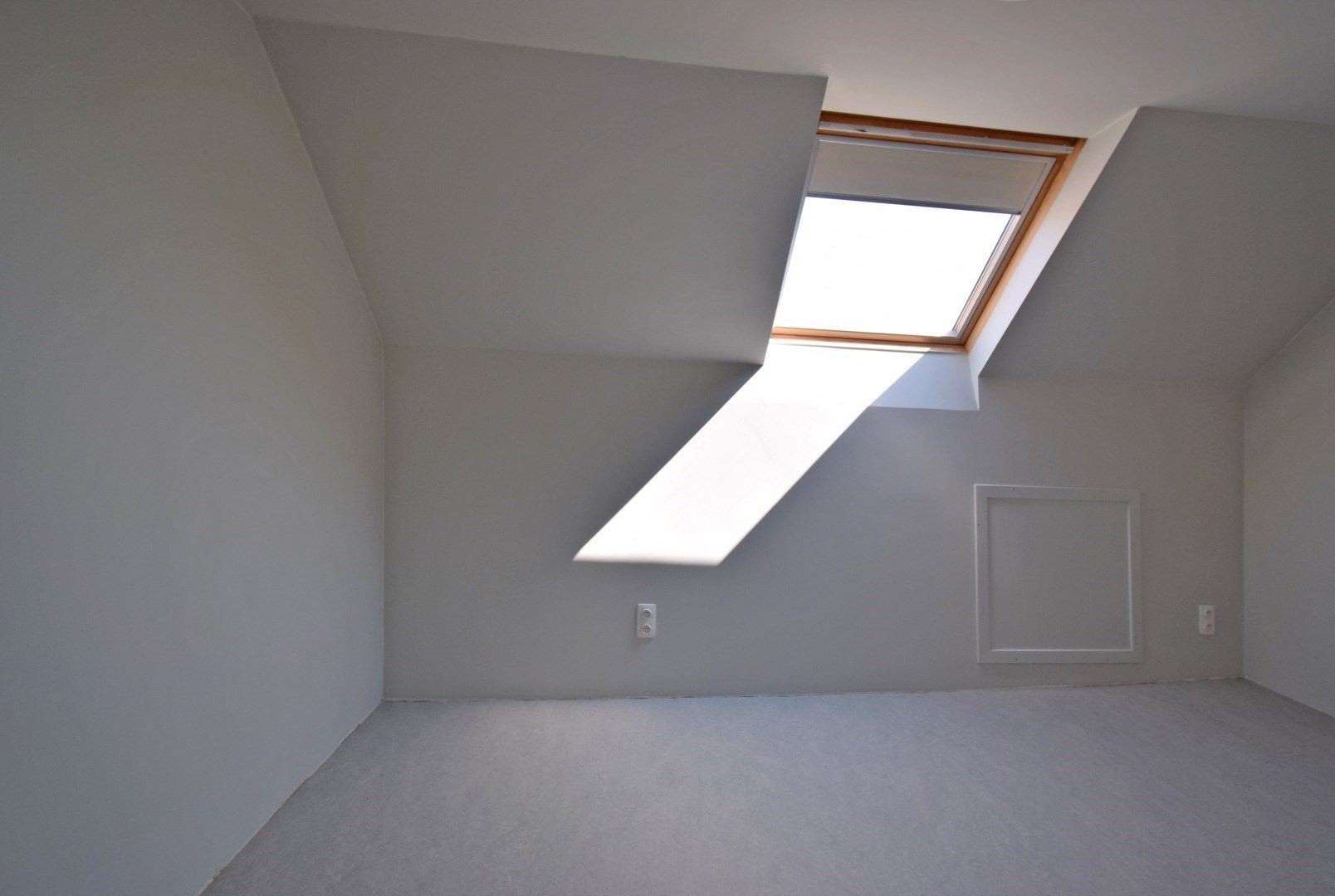 INSTAPKLAAR APPARTEMENT IN CENTRUM DIKSMUIDE foto 8