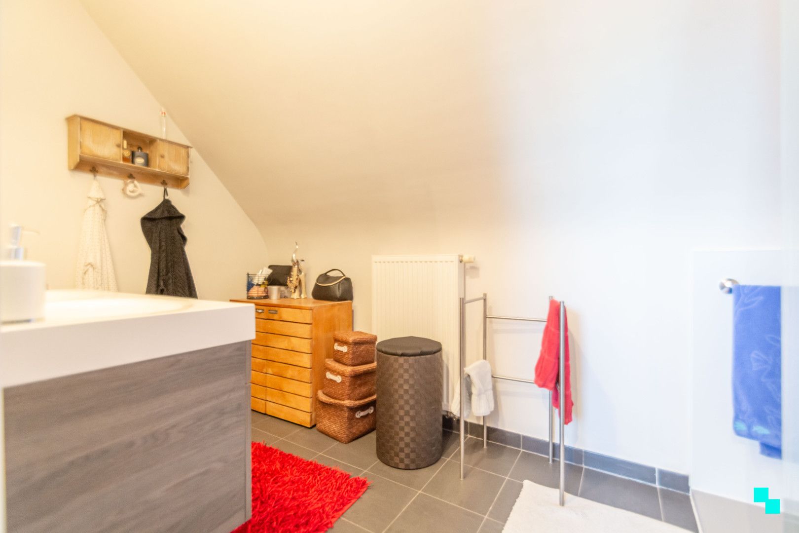 Tweeslaapkamerappartement met ruim terras in het dorp van Merelbeke foto 17