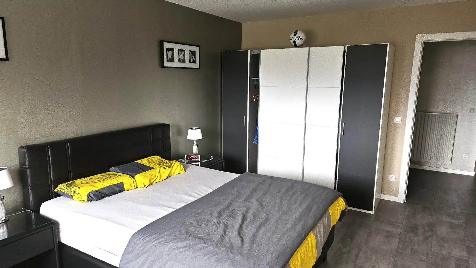 Uiterst ruime woning met 3 grote slk, garage en tuintje in centrum Berlare foto 14