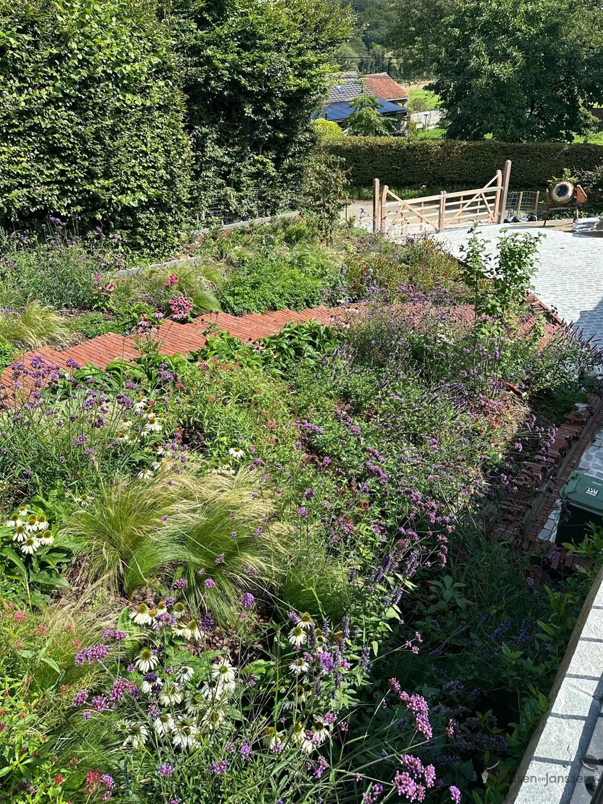 Unieke landelijk-moderne villa met adembenemend uitzicht aan Troostembergbos foto 25