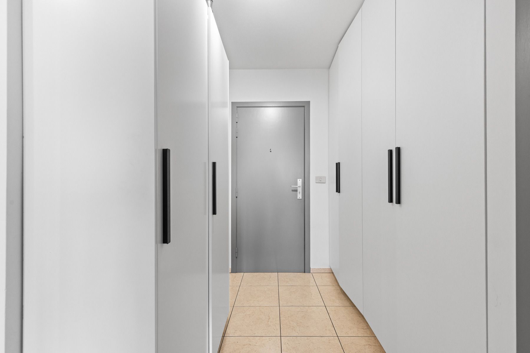 Ruim en lichtrijk appartement te koop in Oostende foto 14