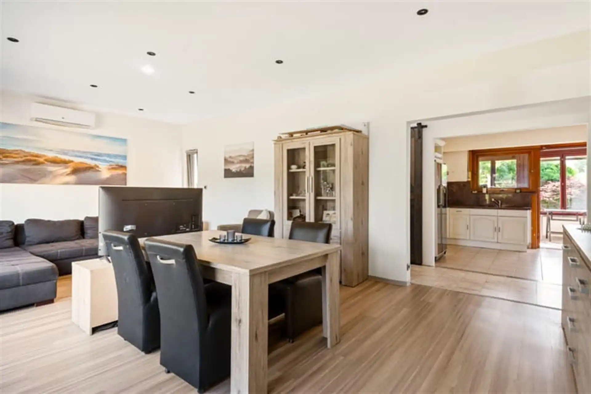 Centraal gelegen OB met ruime garage en tuin! foto 5