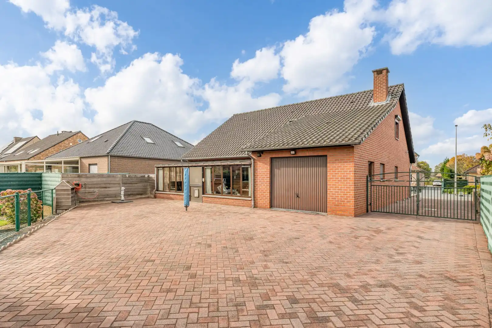 Verzorgde gezinswoning op een perceel van 9a08ca, gebouwd in 1988 op een rustige locatie nabij het centrum van Neeroeteren!  foto 38