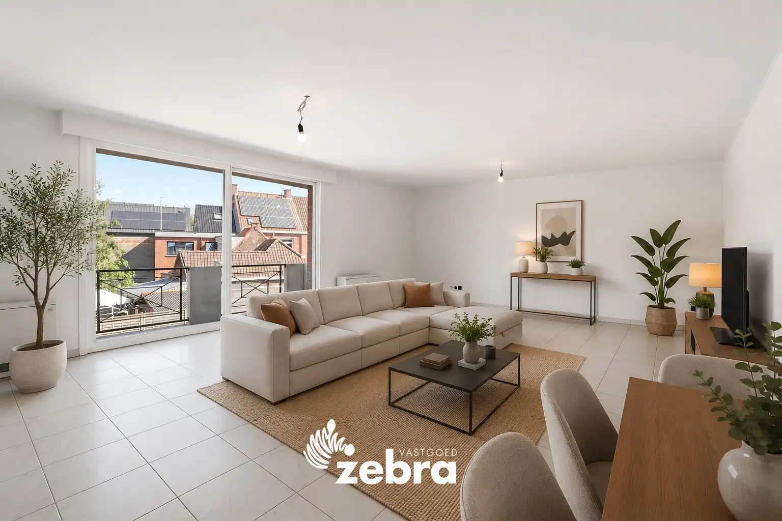 Zeer ruim appartement (137 m²) te koop met dubbele garage in het hartje van Tielt! foto 4