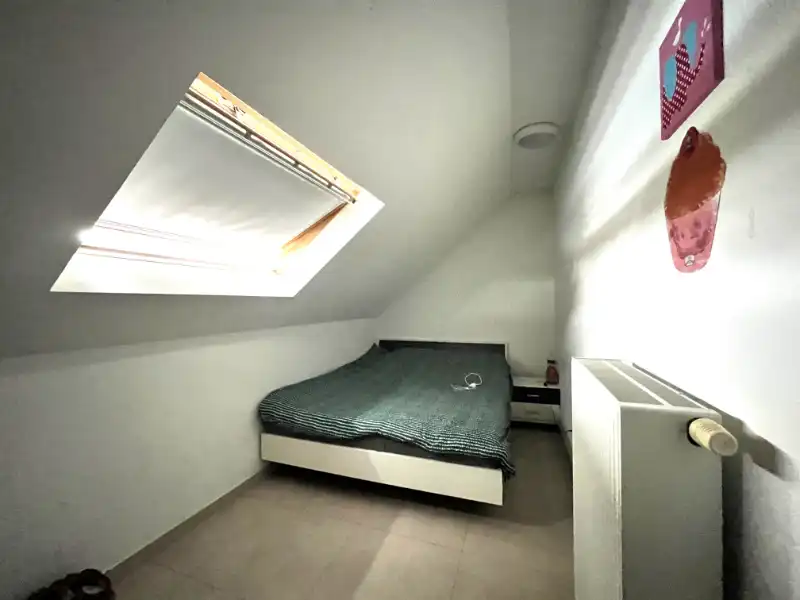 2 slaapkamer duplex appartement met garage foto 12