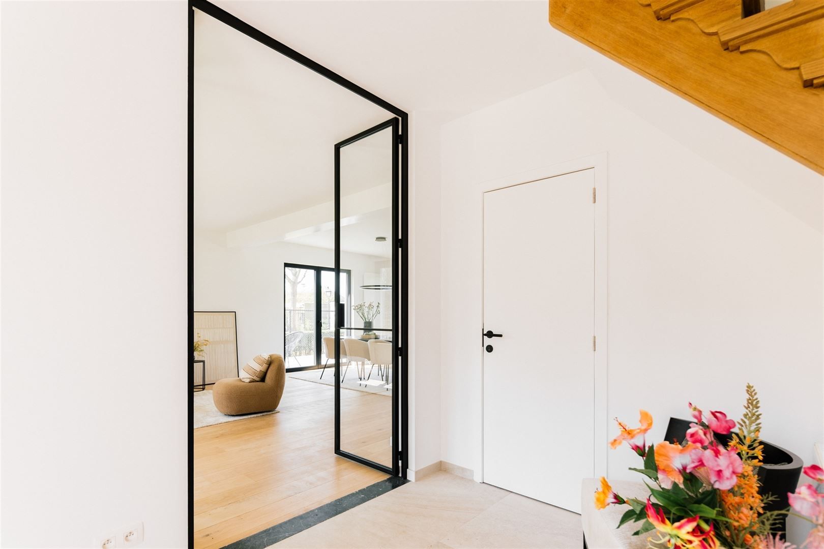 Exclusieve charmevilla op 800m², gerenoveerd, 4 slpk 3 bk  foto 3