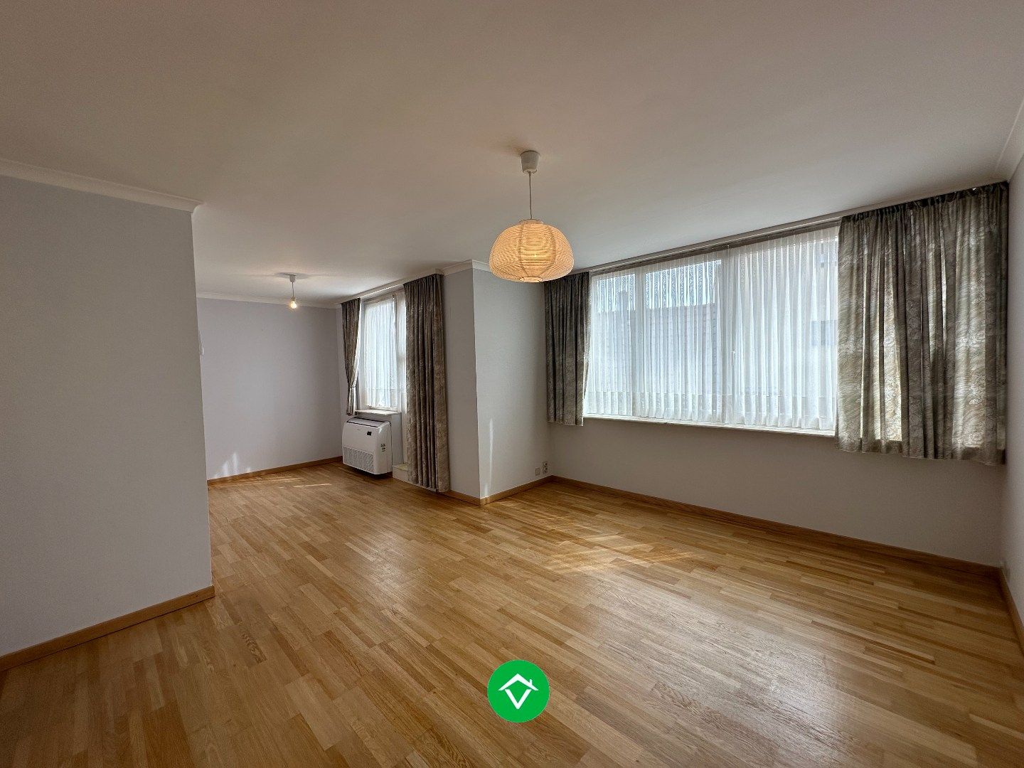 Gezellig 1-slaapkamer appartement met 2 terrassen in hartje Koekelare foto 11