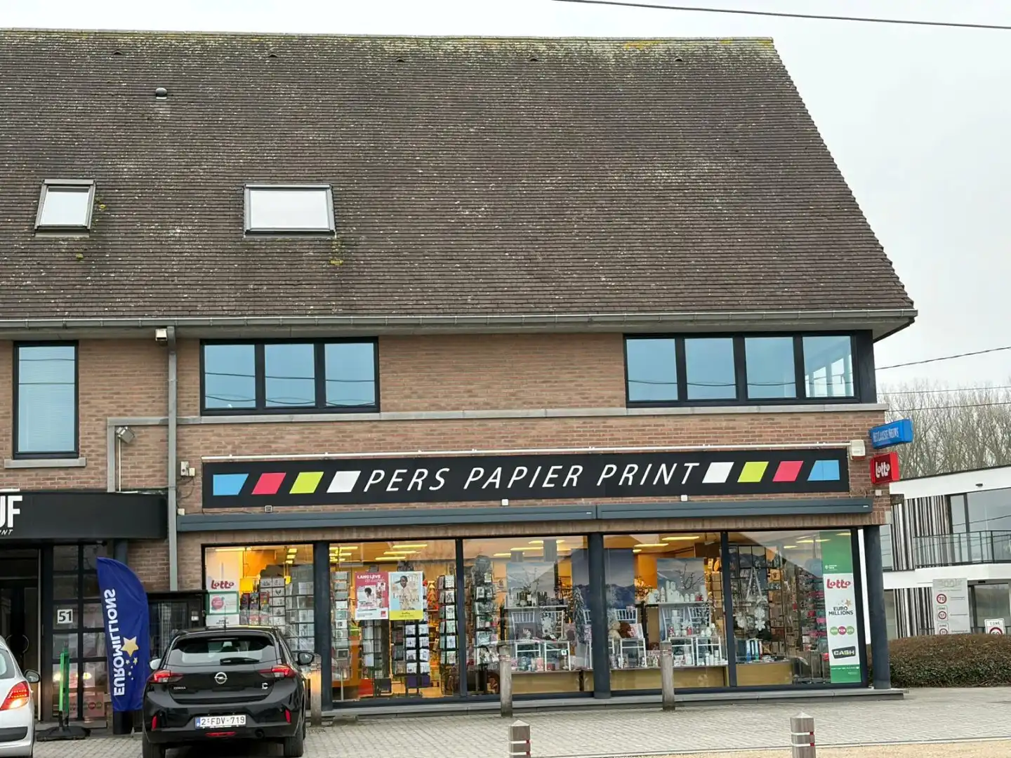 Ruim appartement met zonnig terras - geen lasten foto {{pictureIndex}}