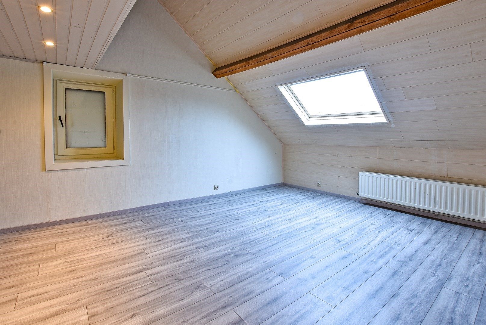 Charmante woning in de dorpskern van Keiem! foto 9